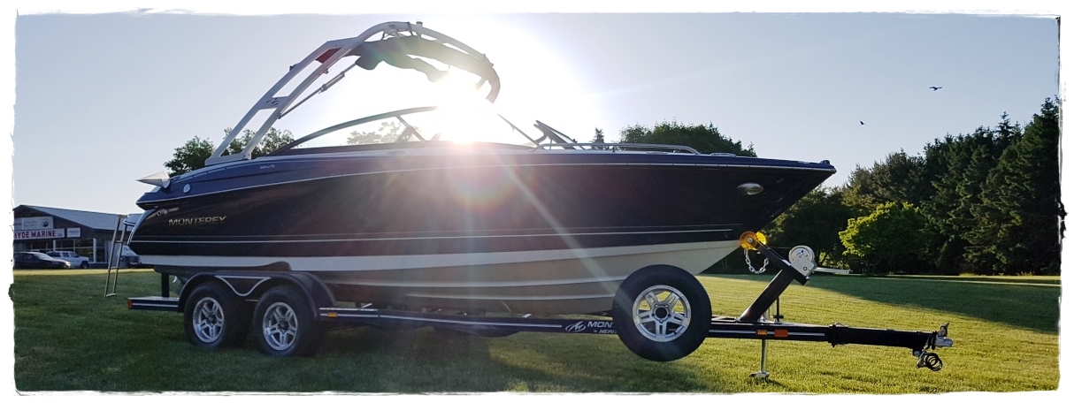 Monterey Boats 218SS